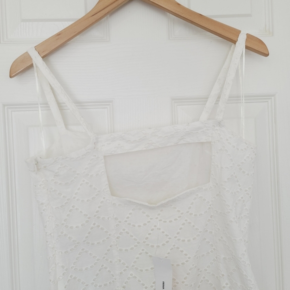 NWT Urban Outfitters White Eyelet Mini Dress Size M - Picture 5 of 8